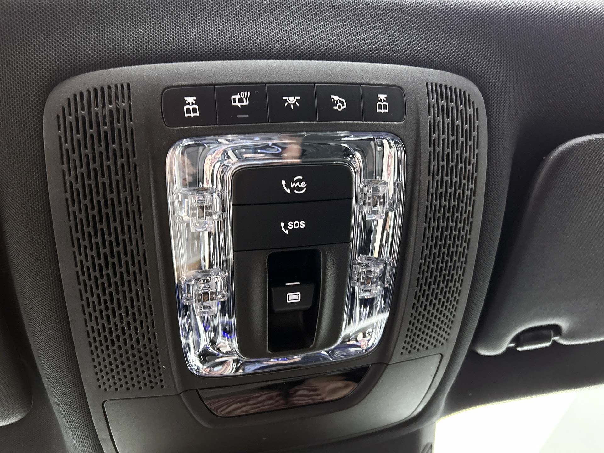 Foto van Mercedes-Benz Eqb 300 4Matic