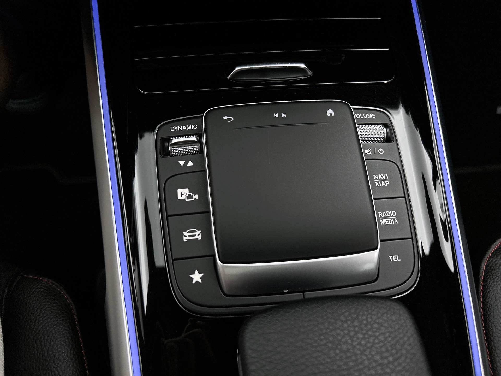Foto van Mercedes-Benz Eqb 300 4Matic