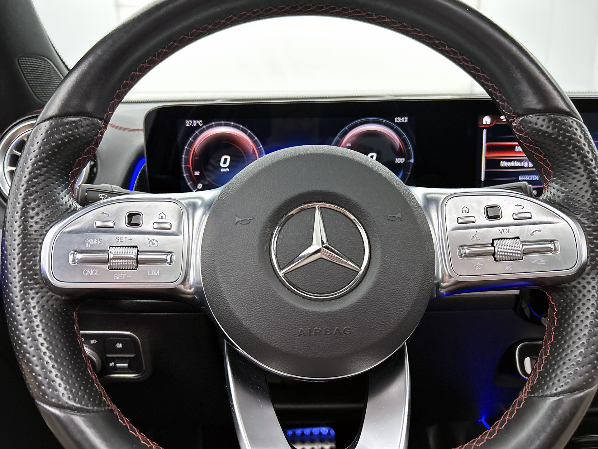 Foto van Mercedes-Benz Eqb 300 4Matic