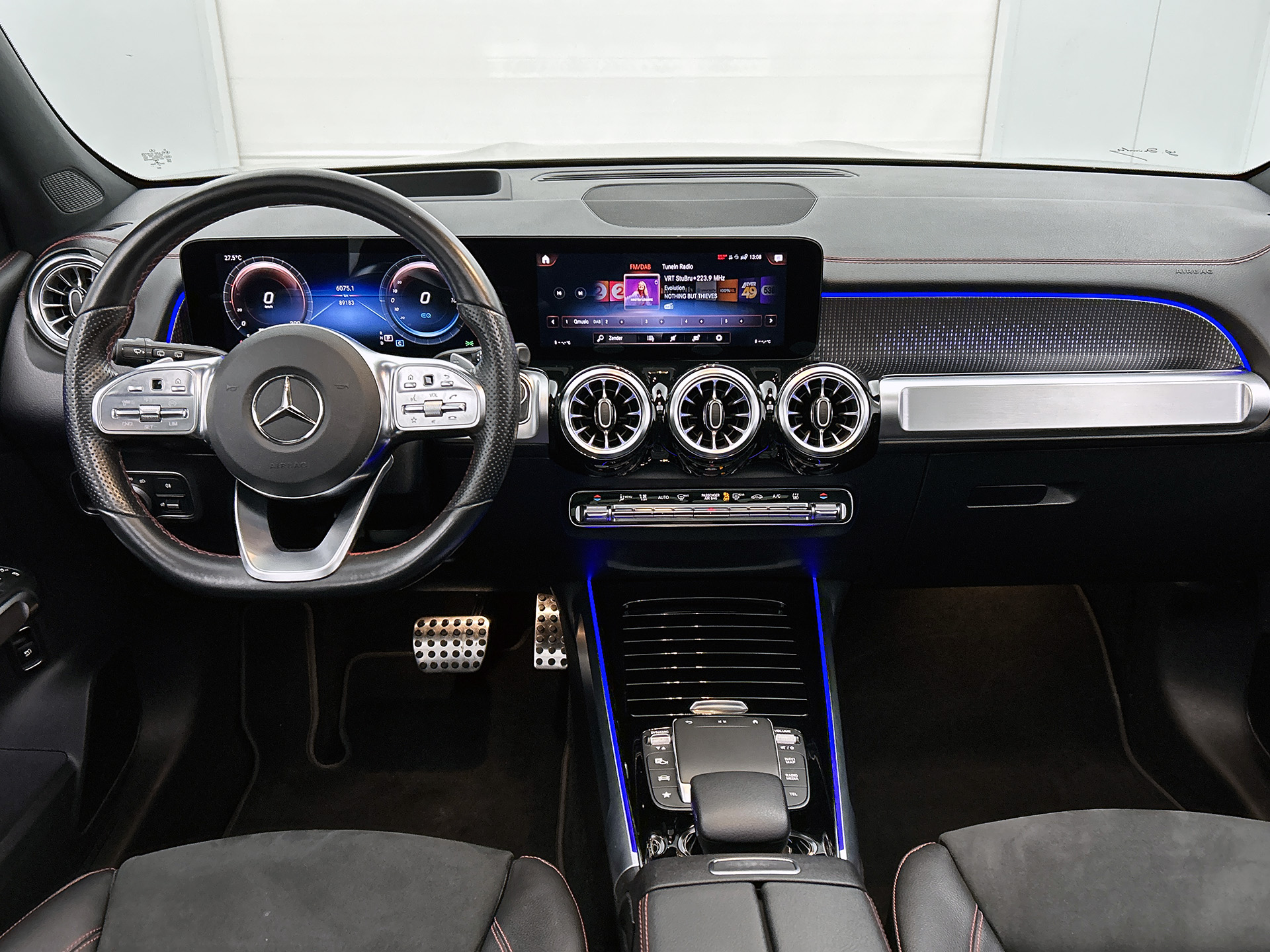 Foto van Mercedes-Benz Eqb 300 4Matic
