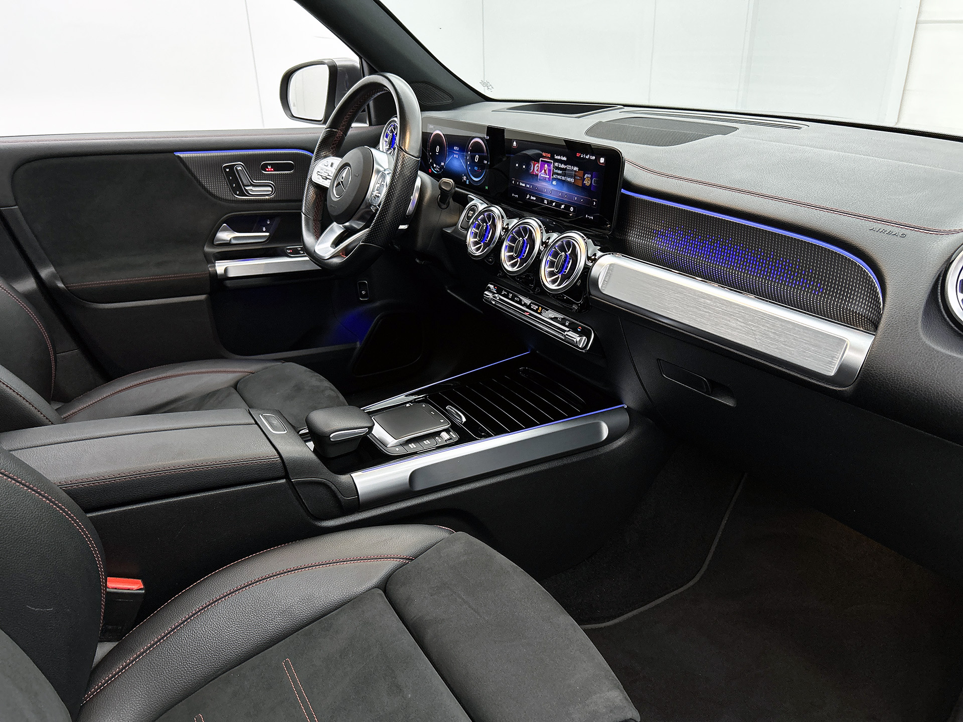 Foto van Mercedes-Benz Eqb 300 4Matic