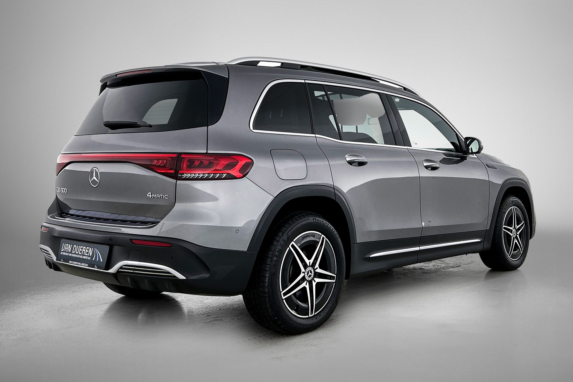 Foto van Mercedes-Benz Eqb 300 4Matic