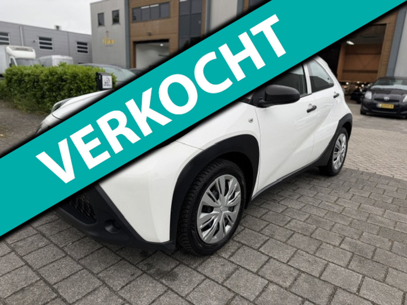 Toyota Aygo X 1.0 VVT-i MT | Airco | Zuinig | Nette auto | Nieuwe APK 2022 - voorkant