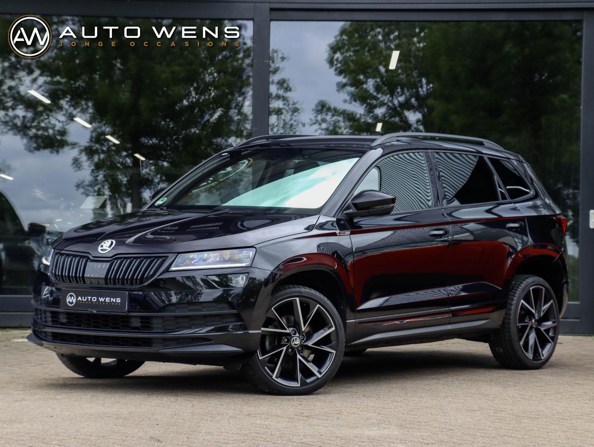 Skoda Karoq 1.5 TSI ACT Sportline 2021 - voorkant