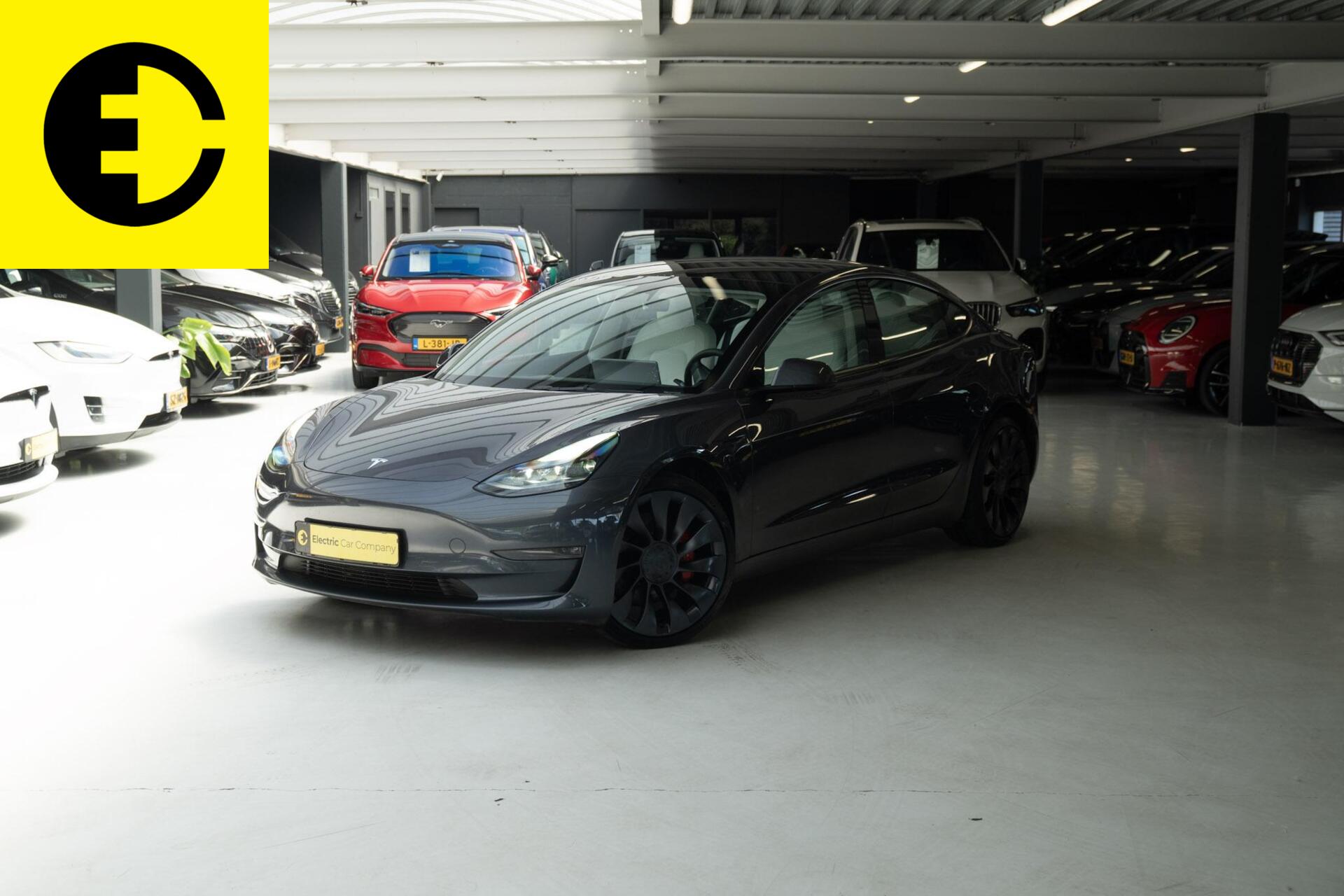 Tesla Model 3 Performance AWD 75 kWh | SOH 90,4% | Wit Leder | Incl.BTW 2022 - voorkant