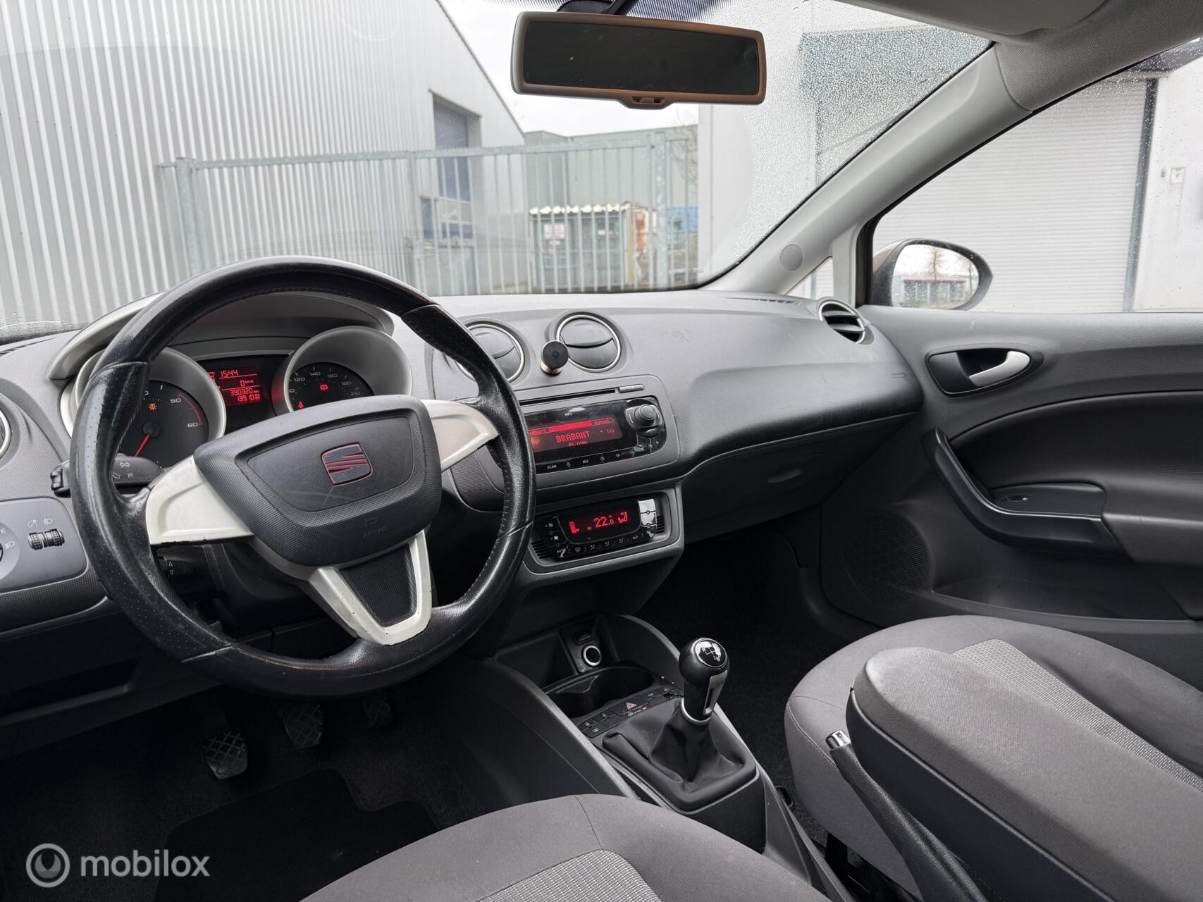 Foto van Seat Ibiza ST
