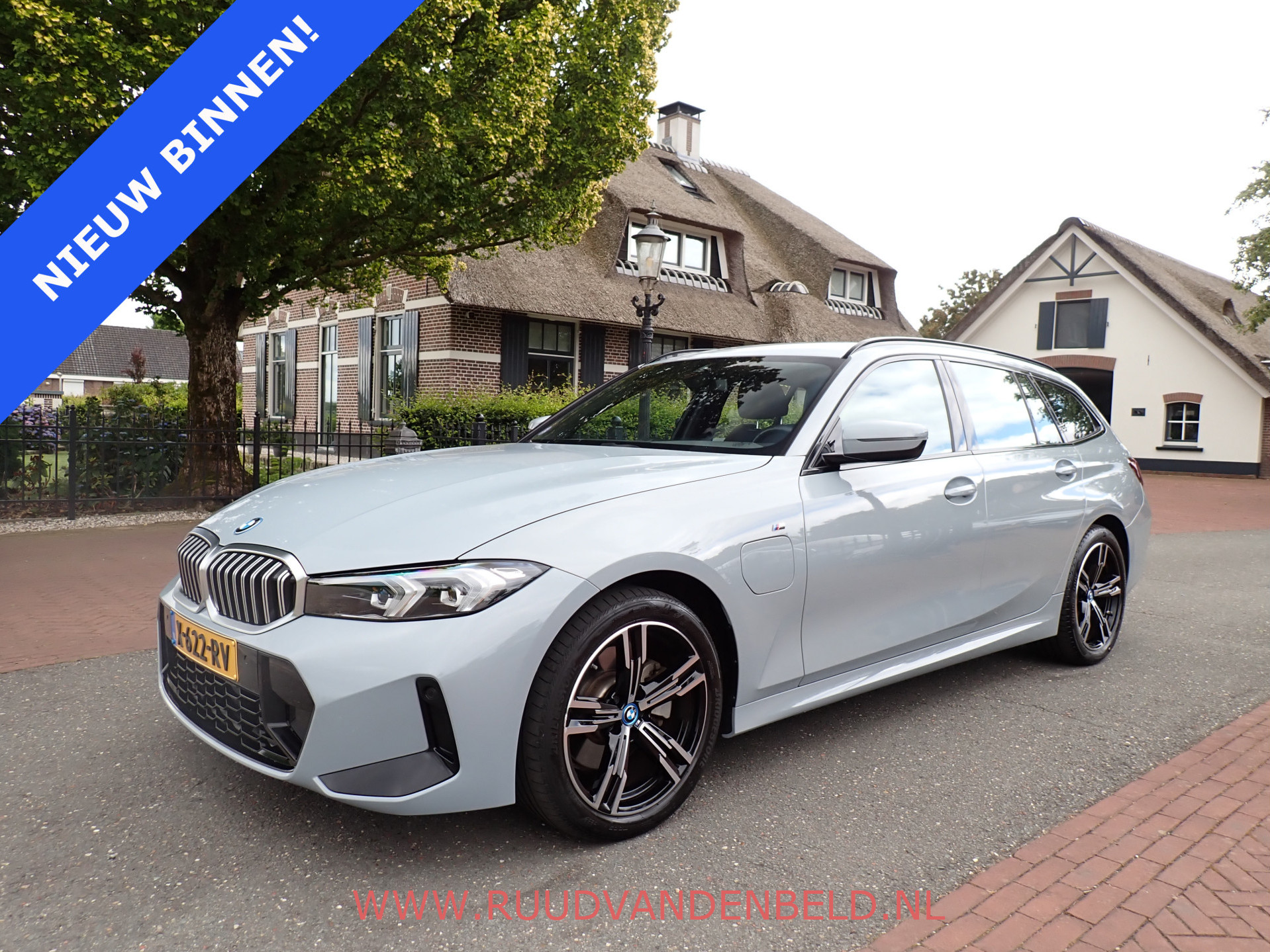 BMW 320e 320e 2024 - voorkant