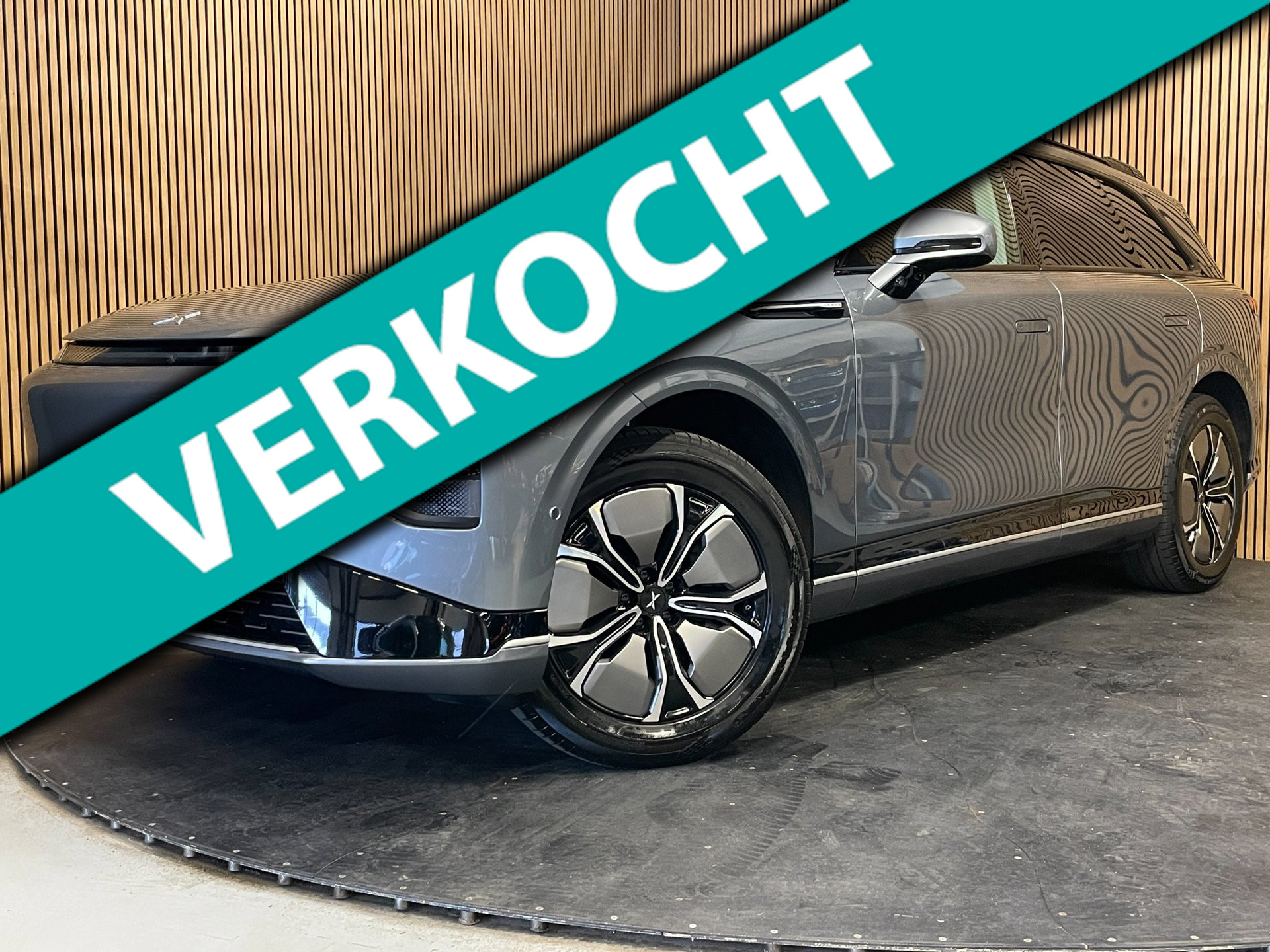 Xpeng G9 RWD Long Range 98 kWh|97% SOH|570KM WLTP|FULL OPTION|TREKHAAK|PANO|STOELVERW+VENT|STUURVERW|CAMERA V+A+L+R+360+3D|NAP|NL| 2023 - voorkant