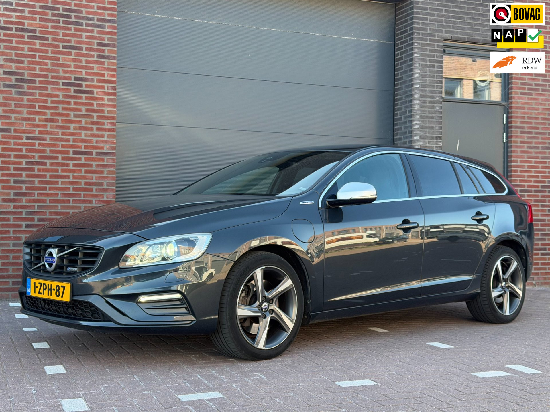 Foto van VOLVO V60 PLUG IN HYBRID