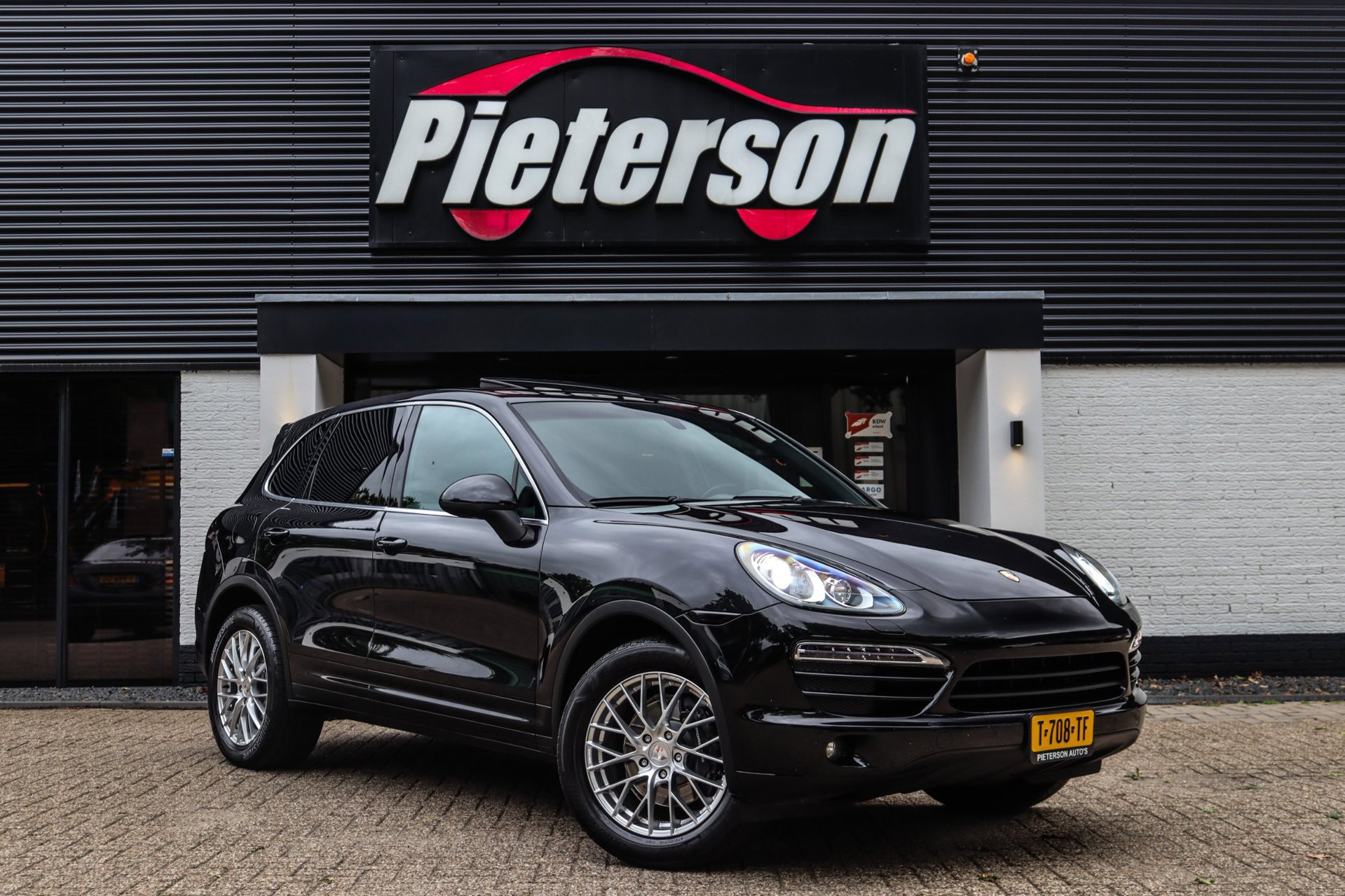 Foto van PORSCHE CAYENNE