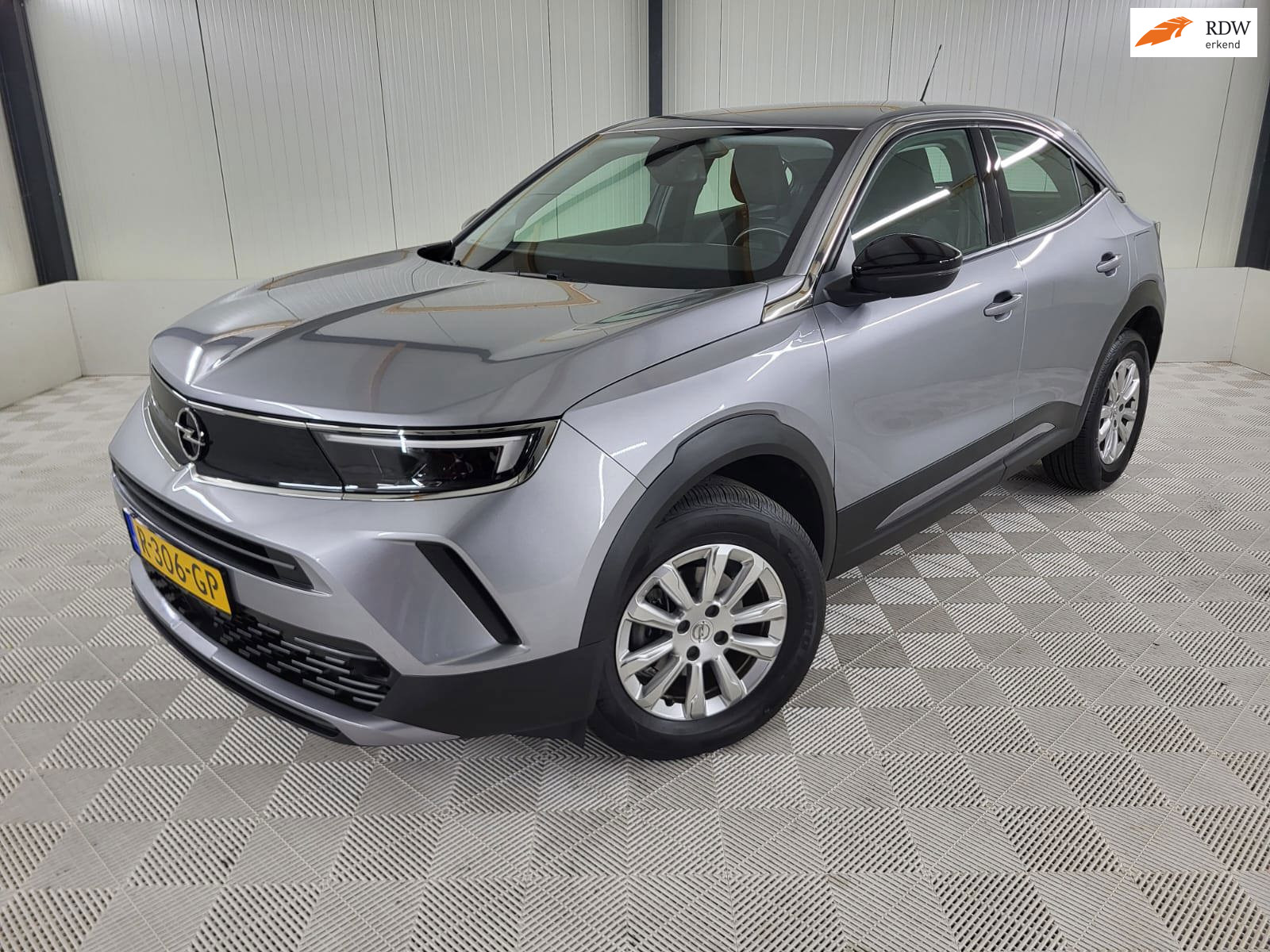 Opel Mokka 1.2 Turbo Edition, Automaat, Camera, Navigatie 2022 - voorkant