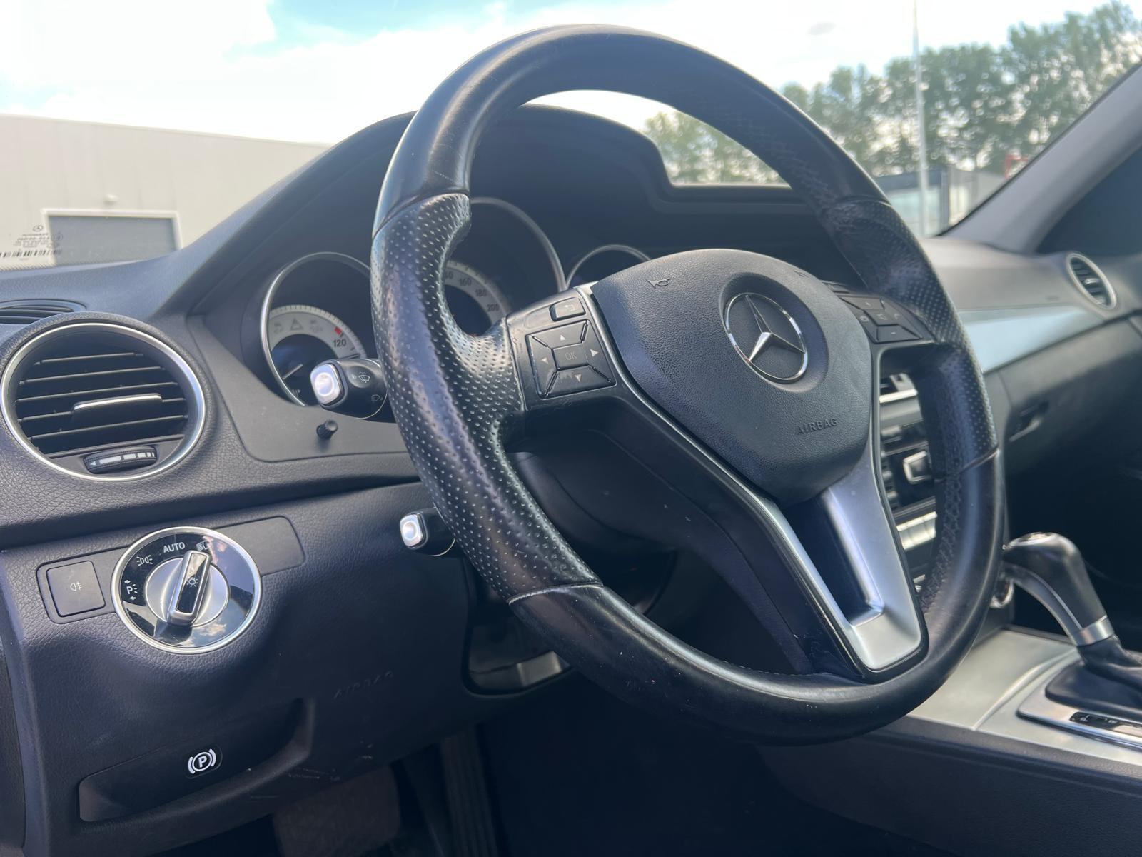 Foto van Mercedes-Benz C 180