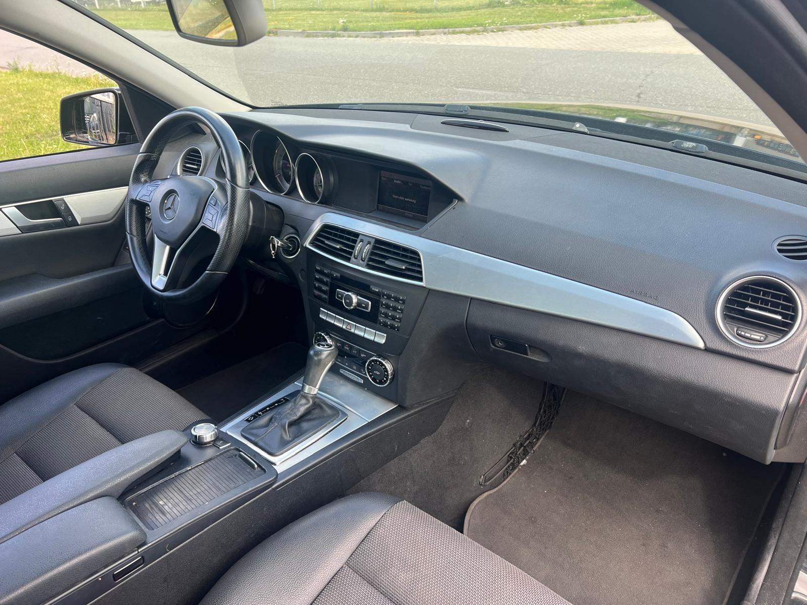 Foto van Mercedes-Benz C 180