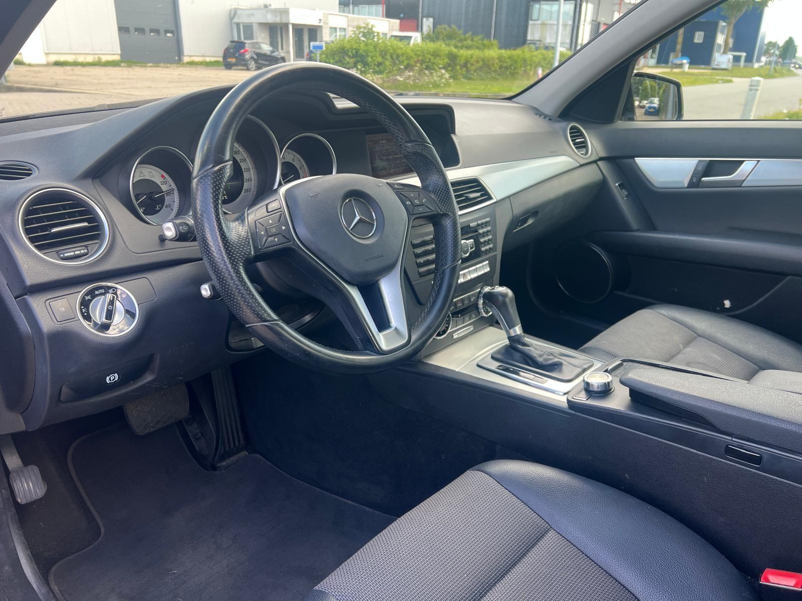 Foto van Mercedes-Benz C 180