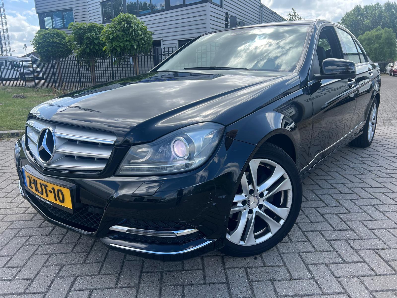 Foto van Mercedes-Benz C 180