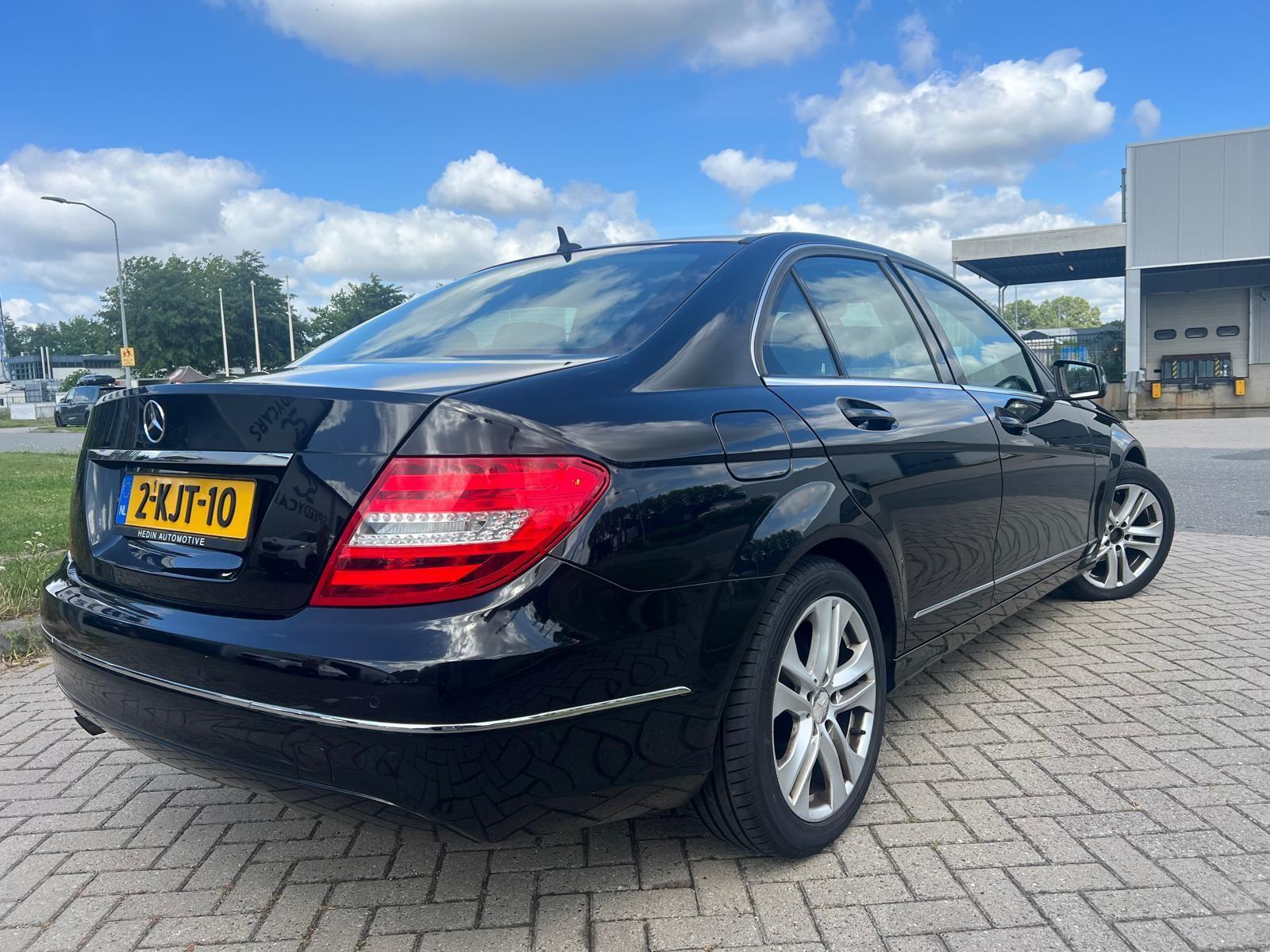 Foto van Mercedes-Benz C 180