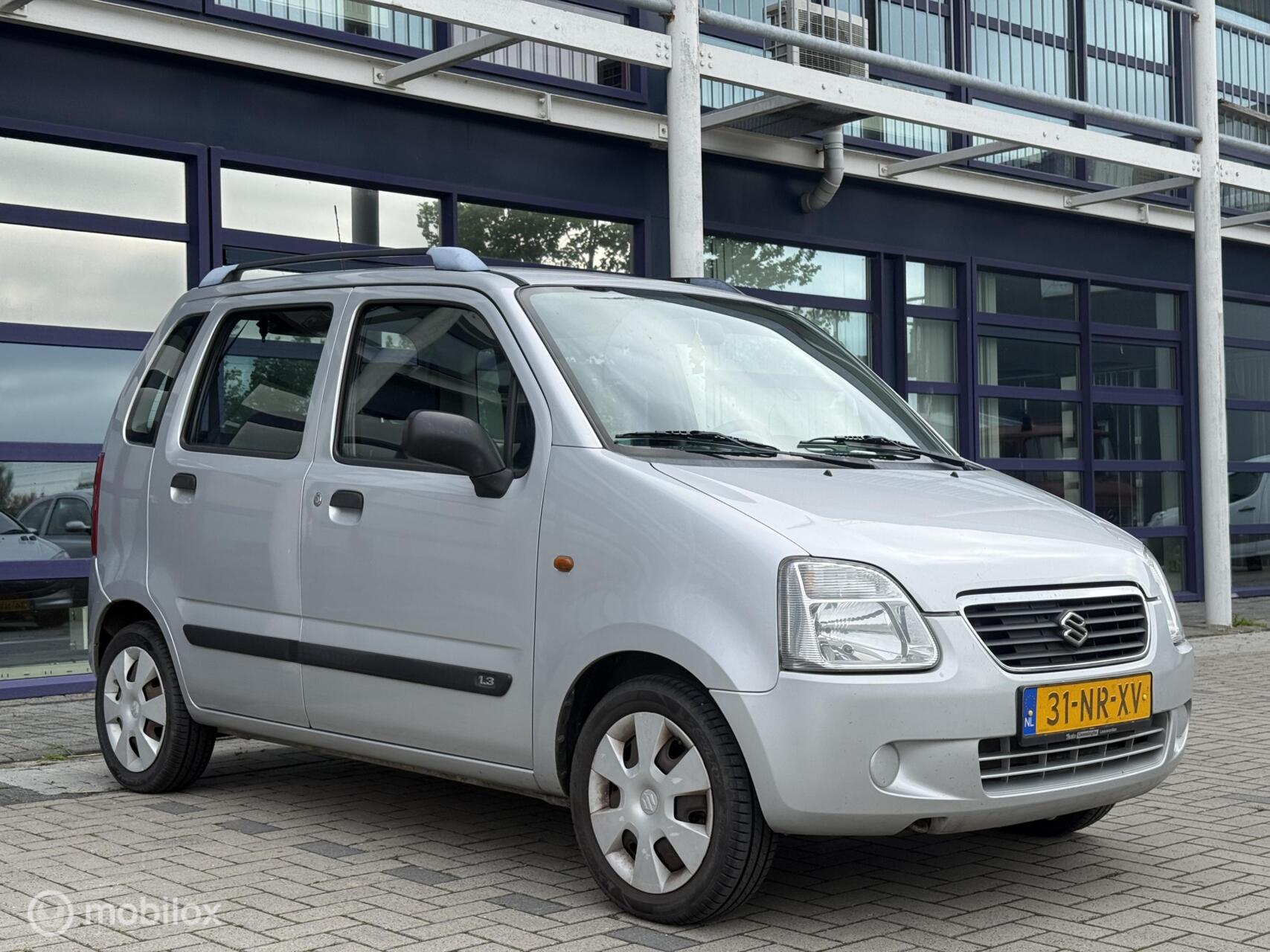 Foto van Suzuki Wagon R
