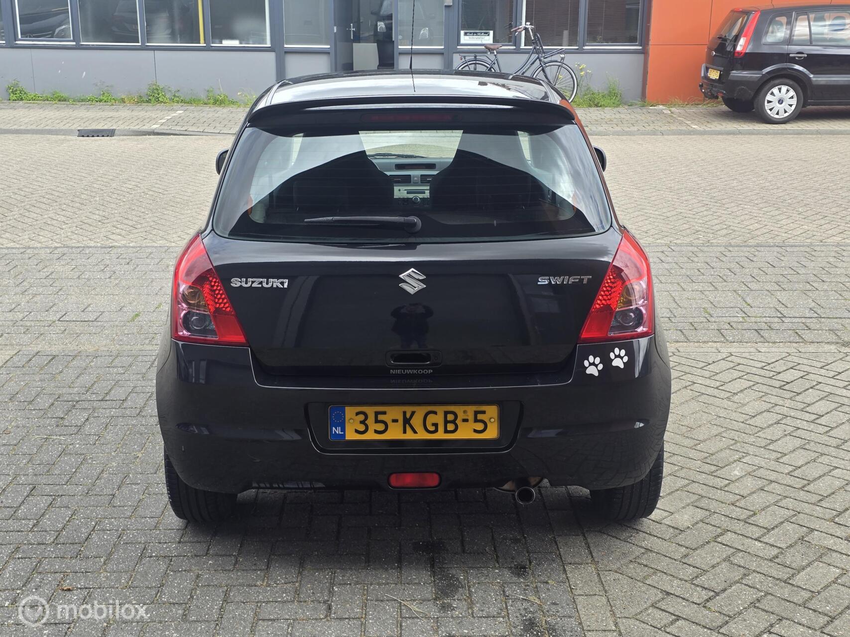 Foto van Suzuki Swift