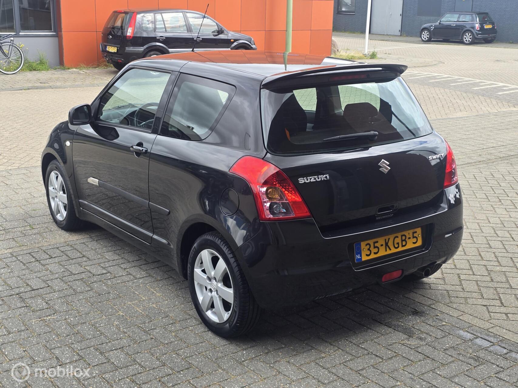 Foto van Suzuki Swift