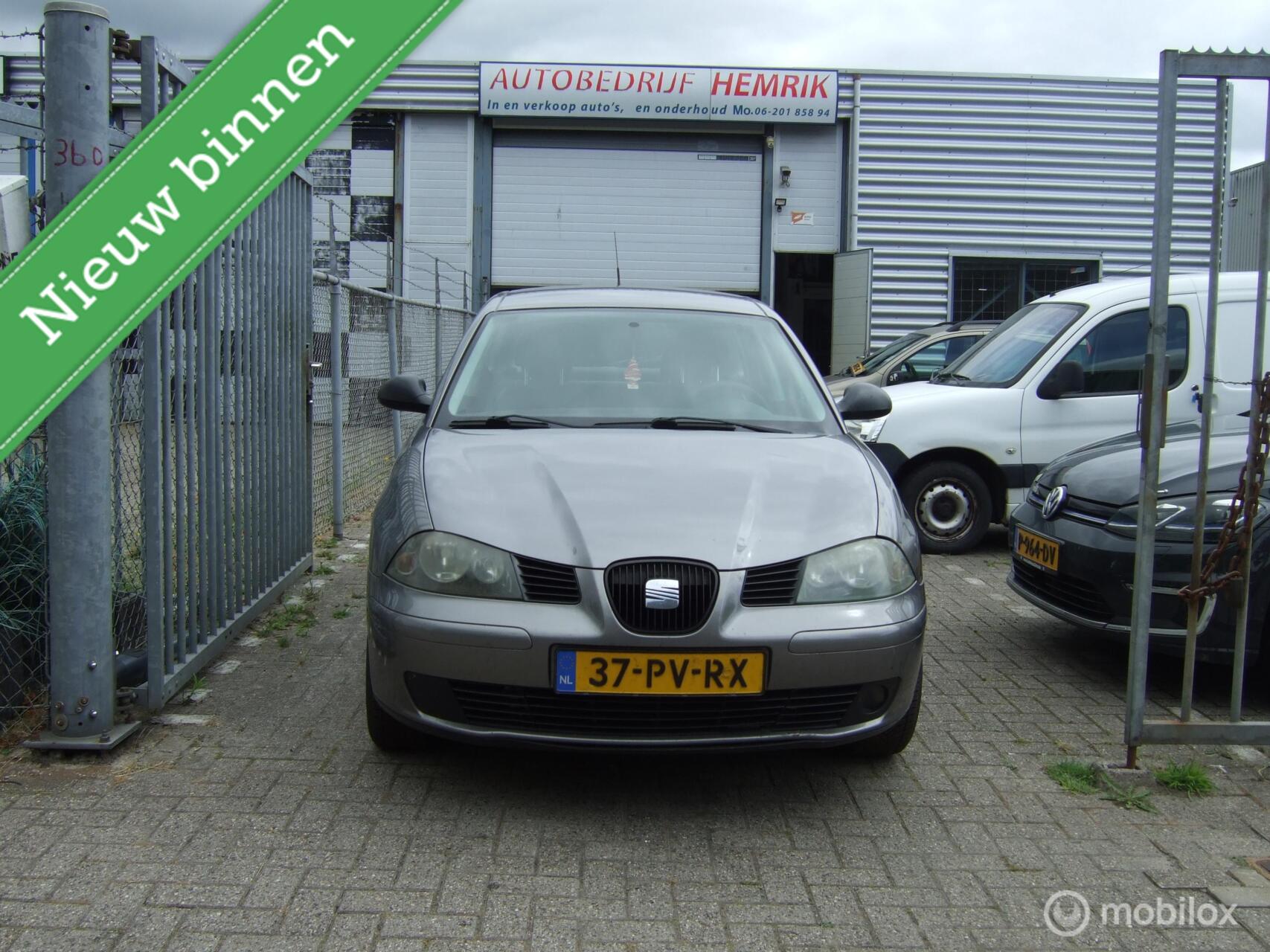 Seat Ibiza 1.4-16V Reference 2004 - voorkant