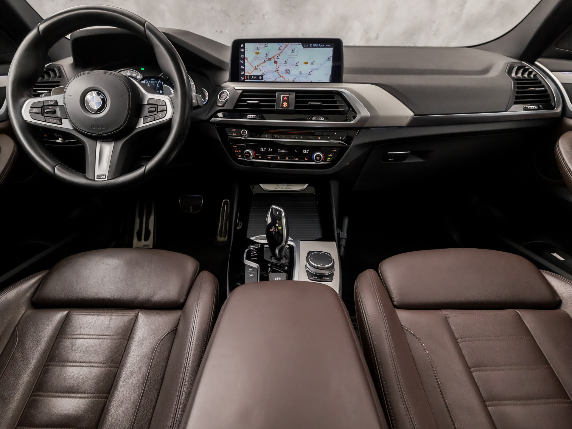 Foto van BMW X3 Xdrive20i