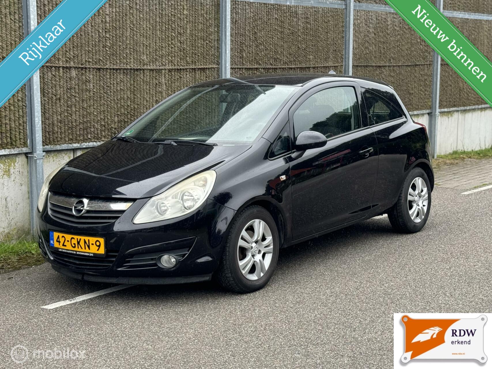 Opel Corsa 1.4-16V Business NAP/AIRCO/NWE KOPPAKKING/NWE KETTING 2008 - voorkant