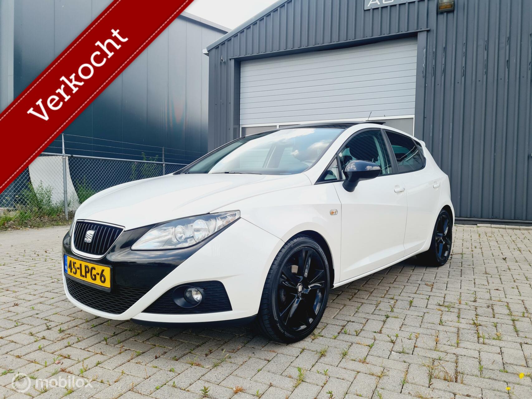 Seat Ibiza 1.6 Sport Panoramadak Climatronic AUX APK 06/2024 2010 - voorkant