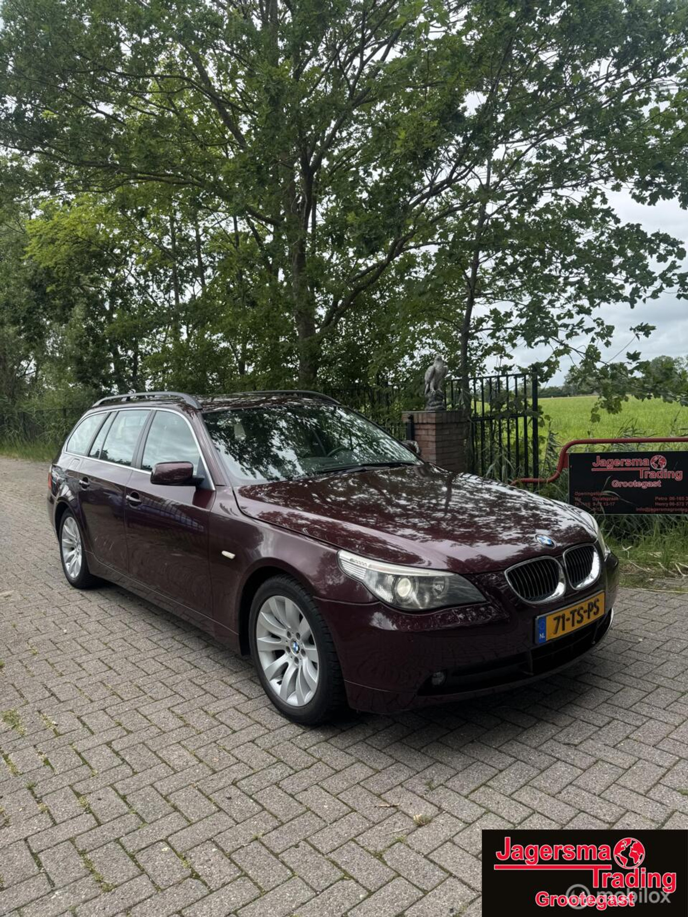 BMW 5er Reihe 523i Executive 2007 - voorkant