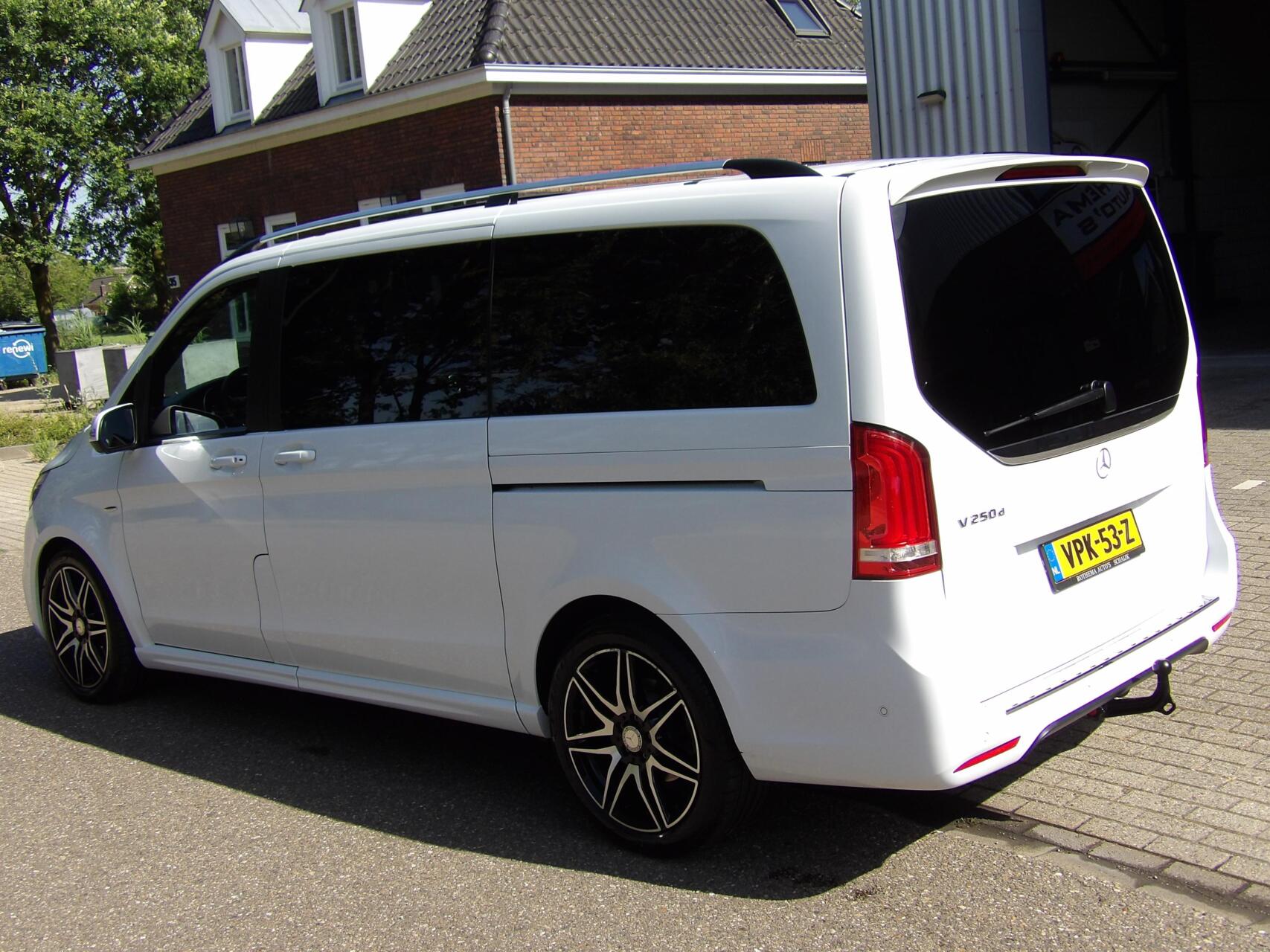 Foto van Mercedes-Benz V-klasse
