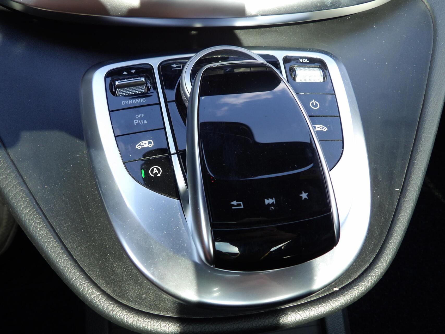 Foto van Mercedes-Benz V-klasse
