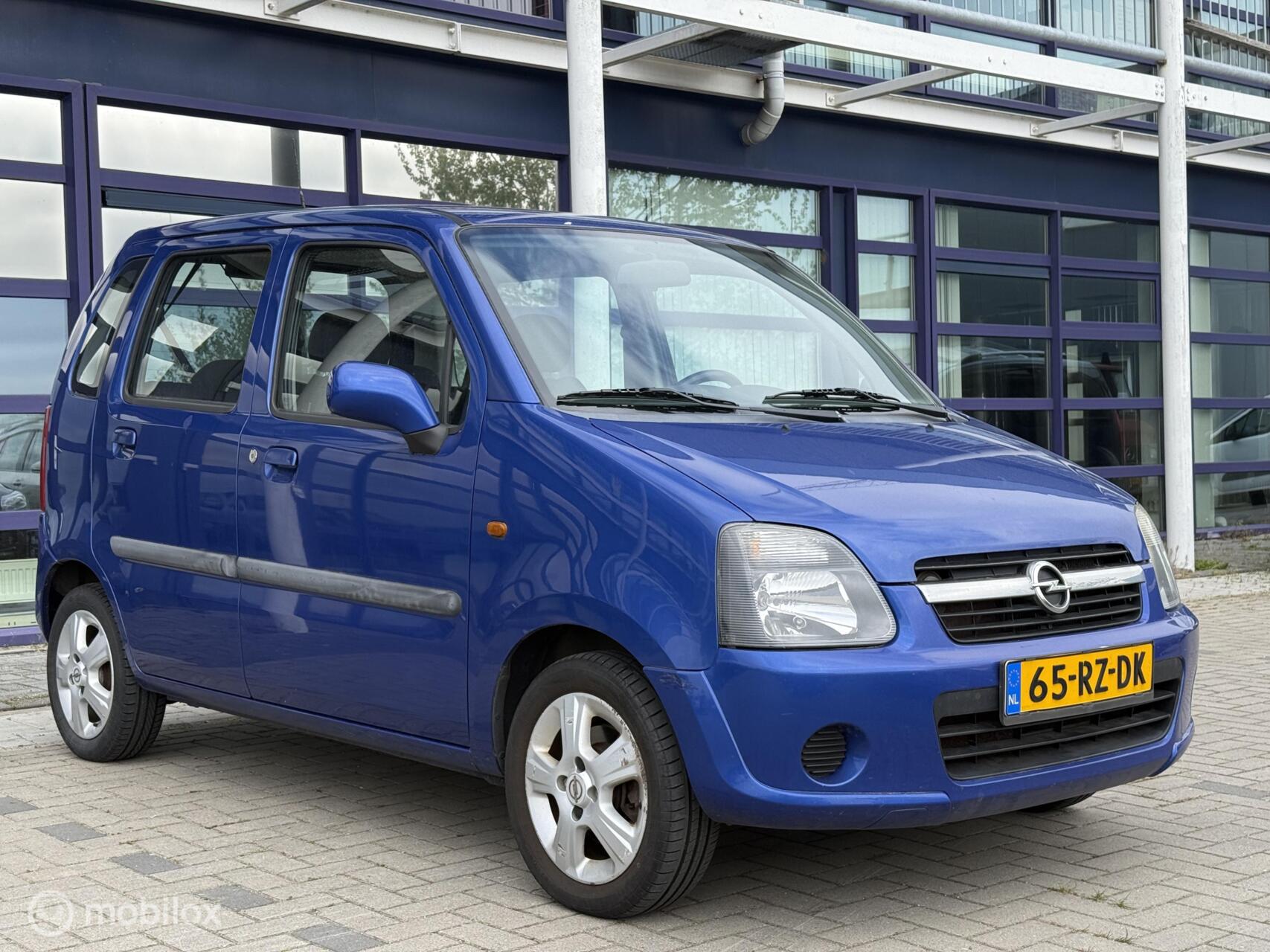 Foto van Opel Agila