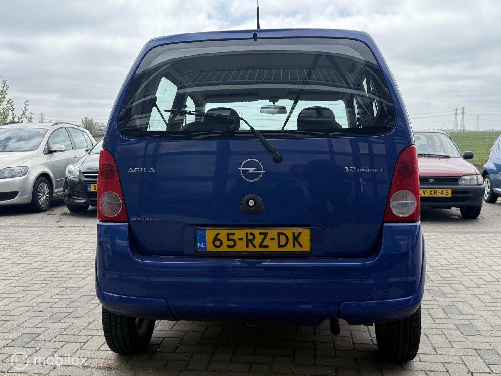 Foto van Opel Agila