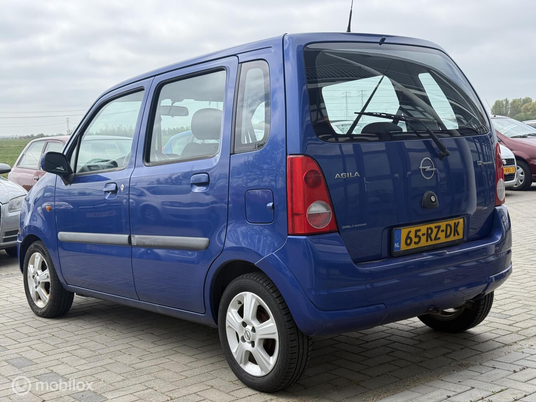 Foto van Opel Agila