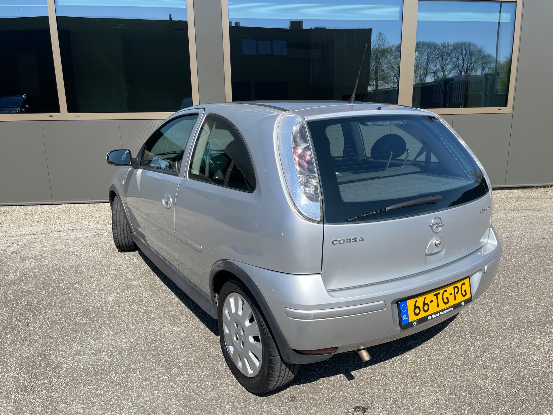Foto van Opel Corsa-c