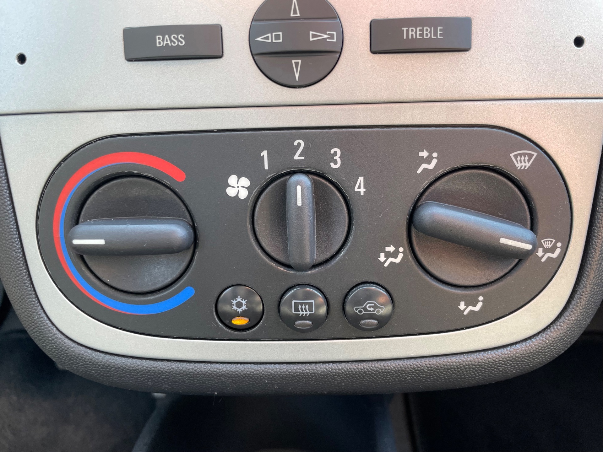 Foto van Opel Corsa-c