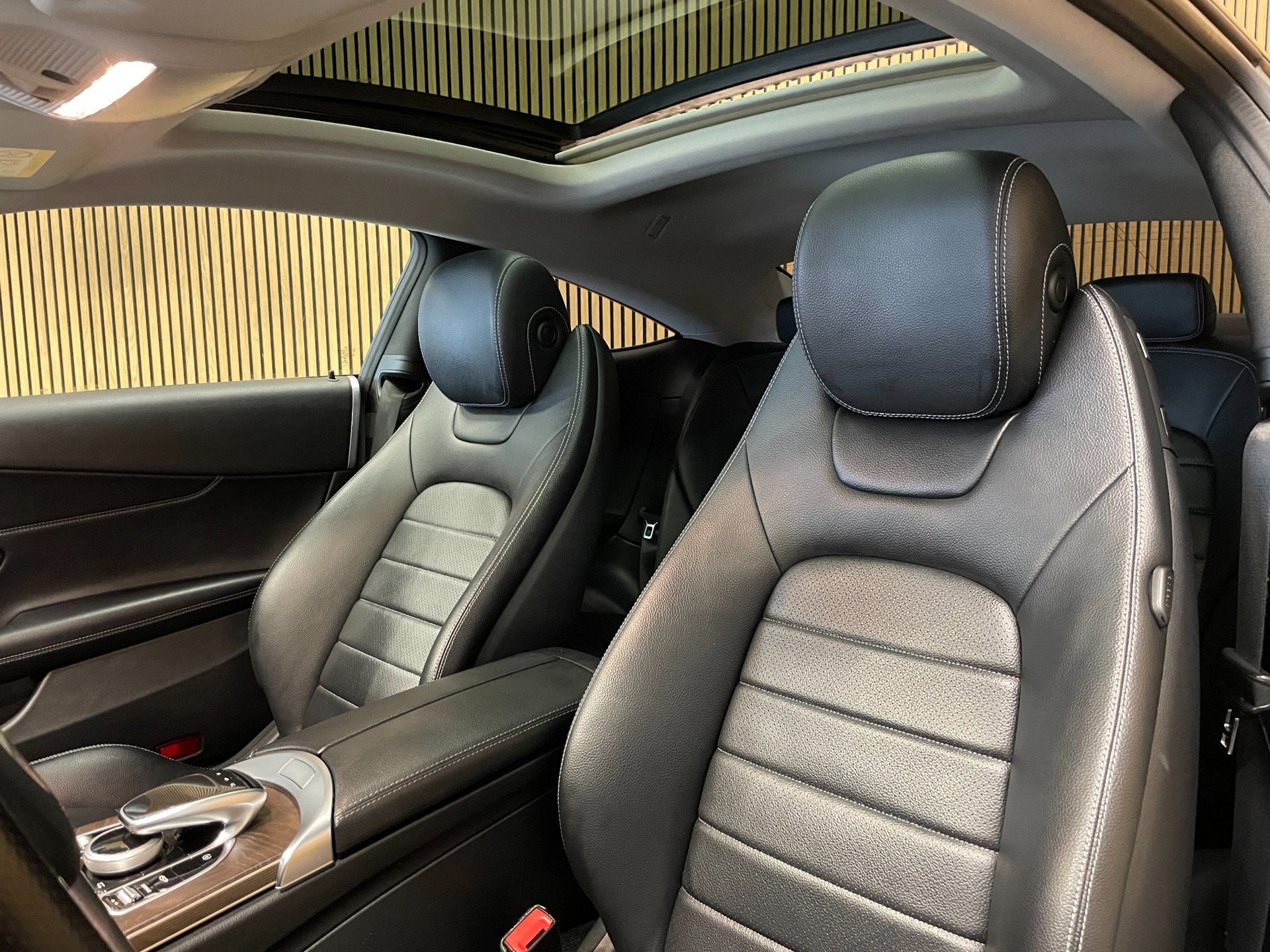 Foto van Mercedes-Benz C 200