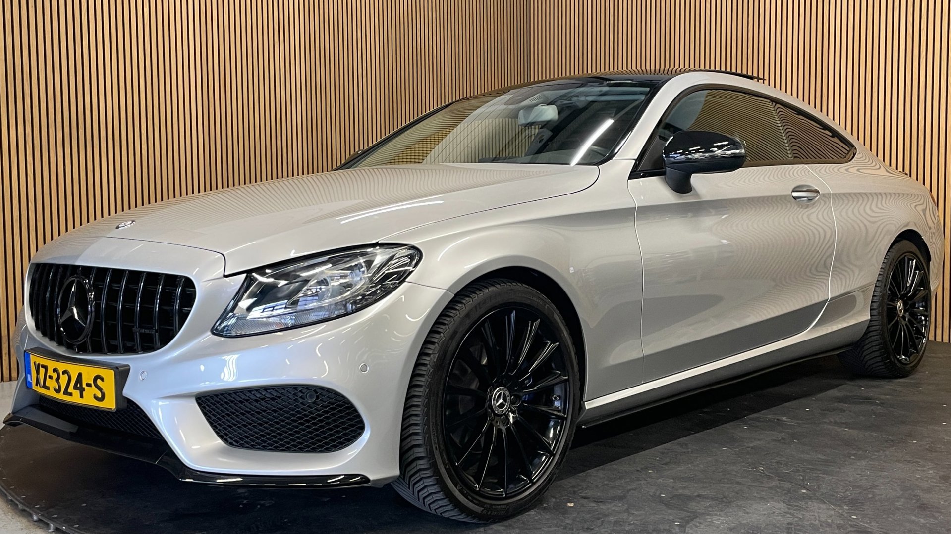 Foto van Mercedes-Benz C 200