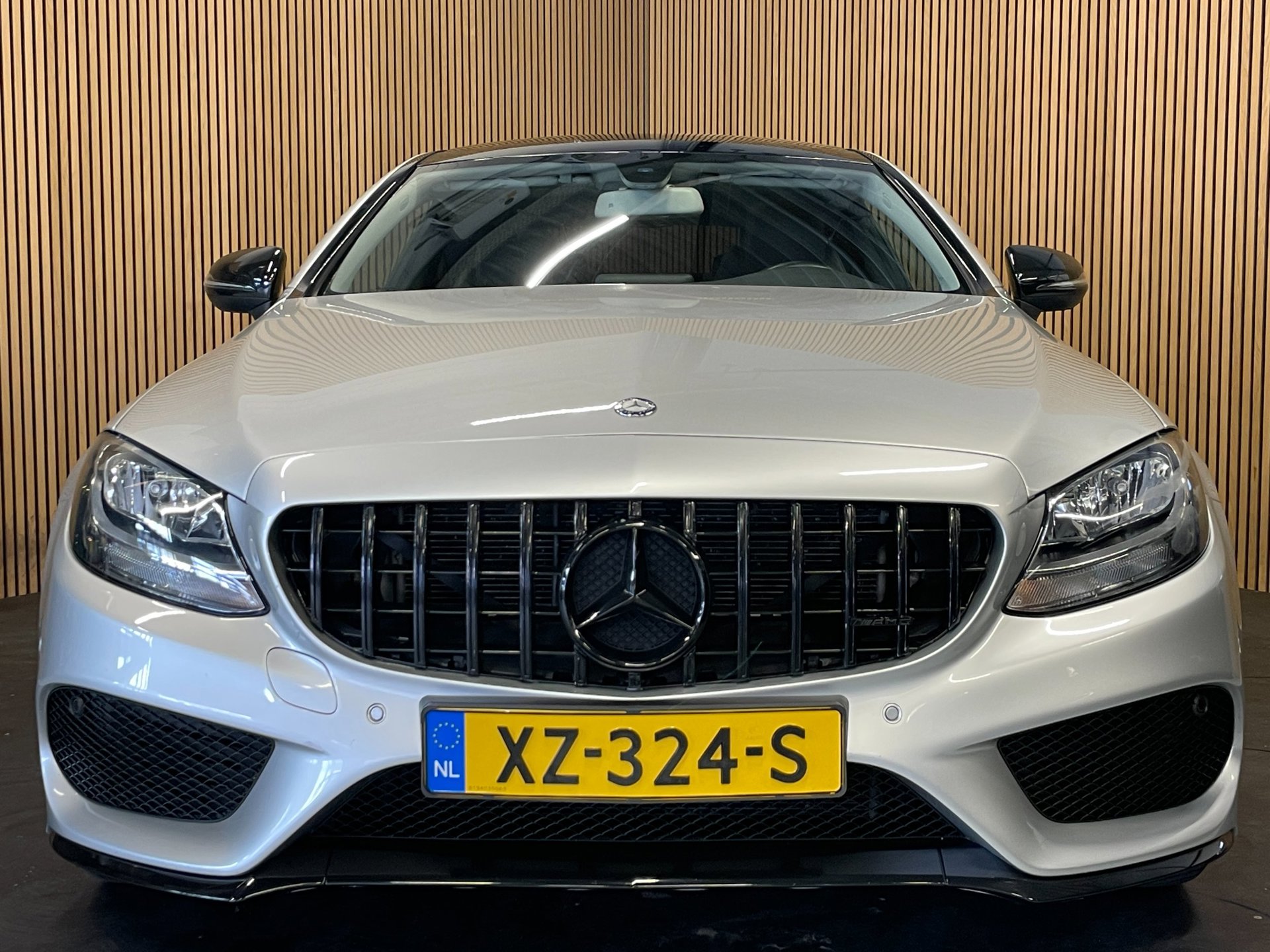 Foto van Mercedes-Benz C 200