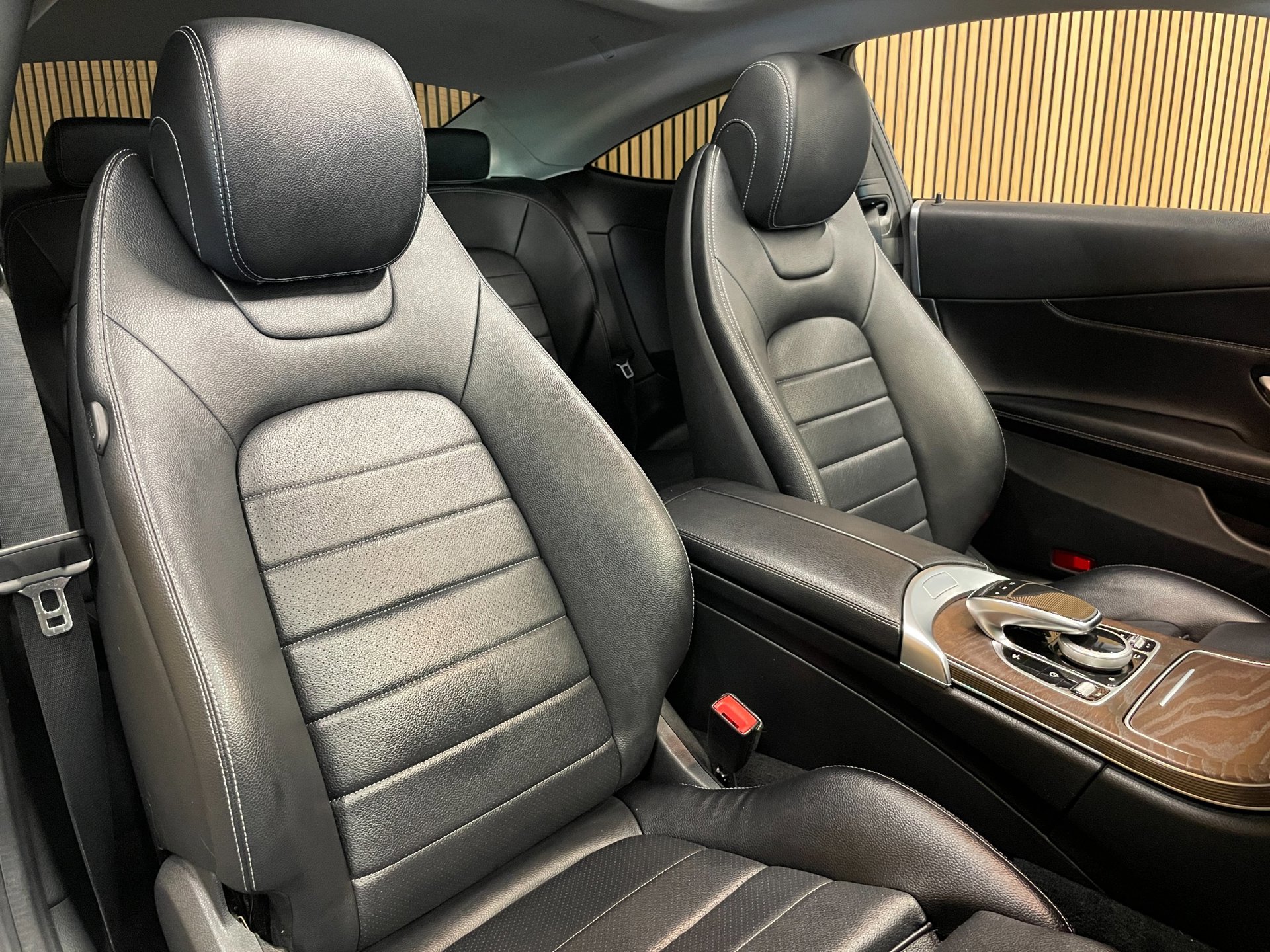 Foto van Mercedes-Benz C 200