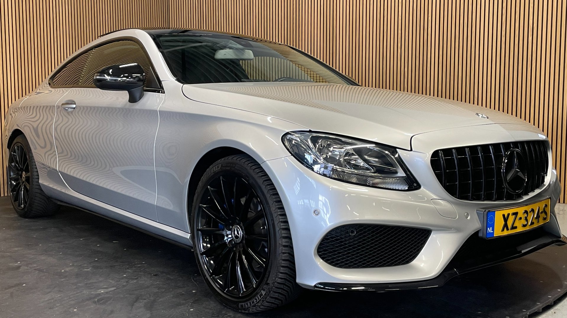 Foto van Mercedes-Benz C 200