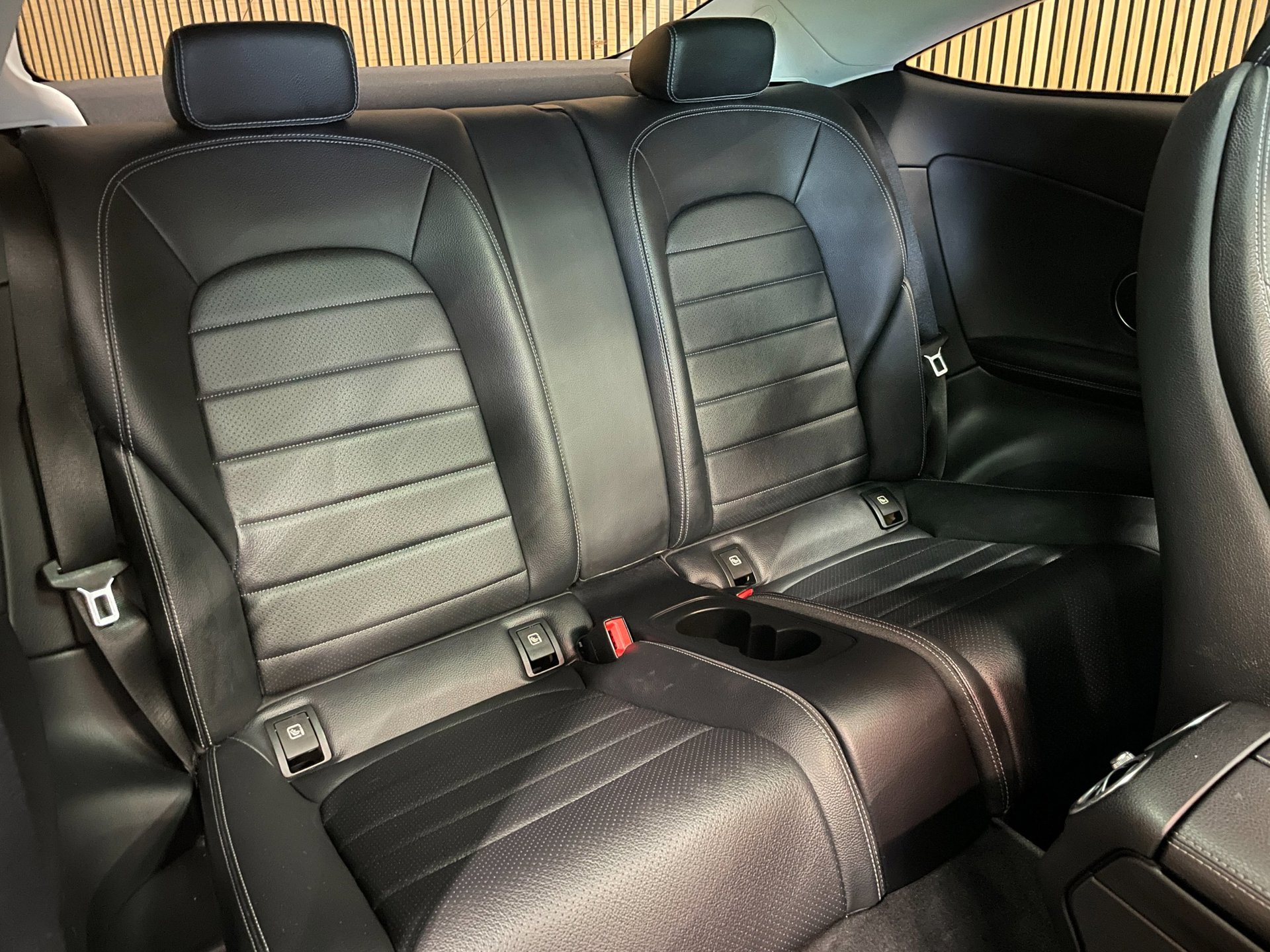 Foto van Mercedes-Benz C 200