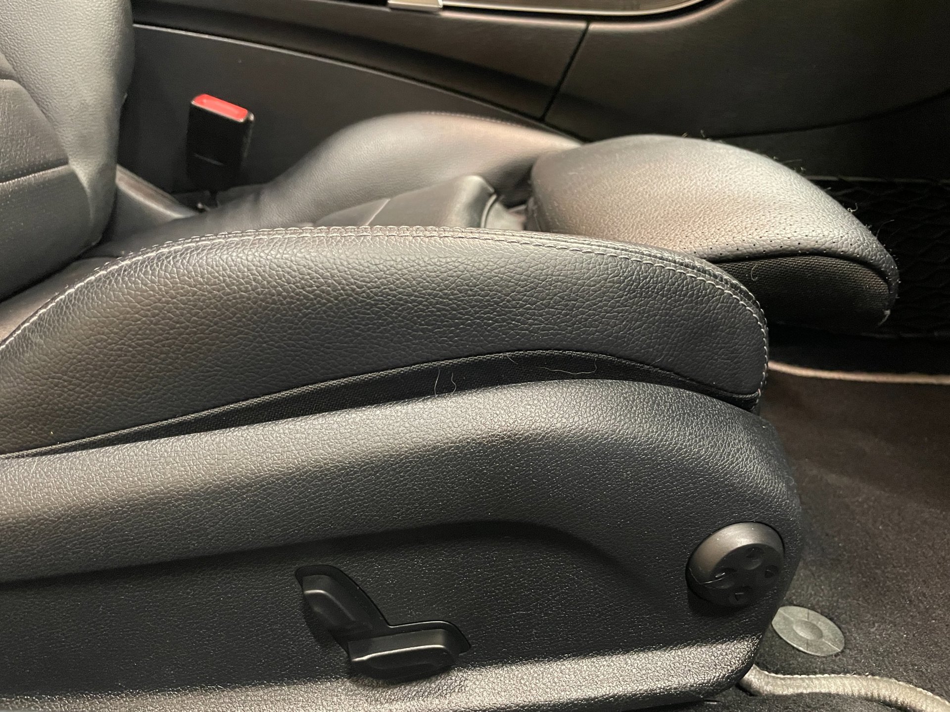 Foto van Mercedes-Benz C 200