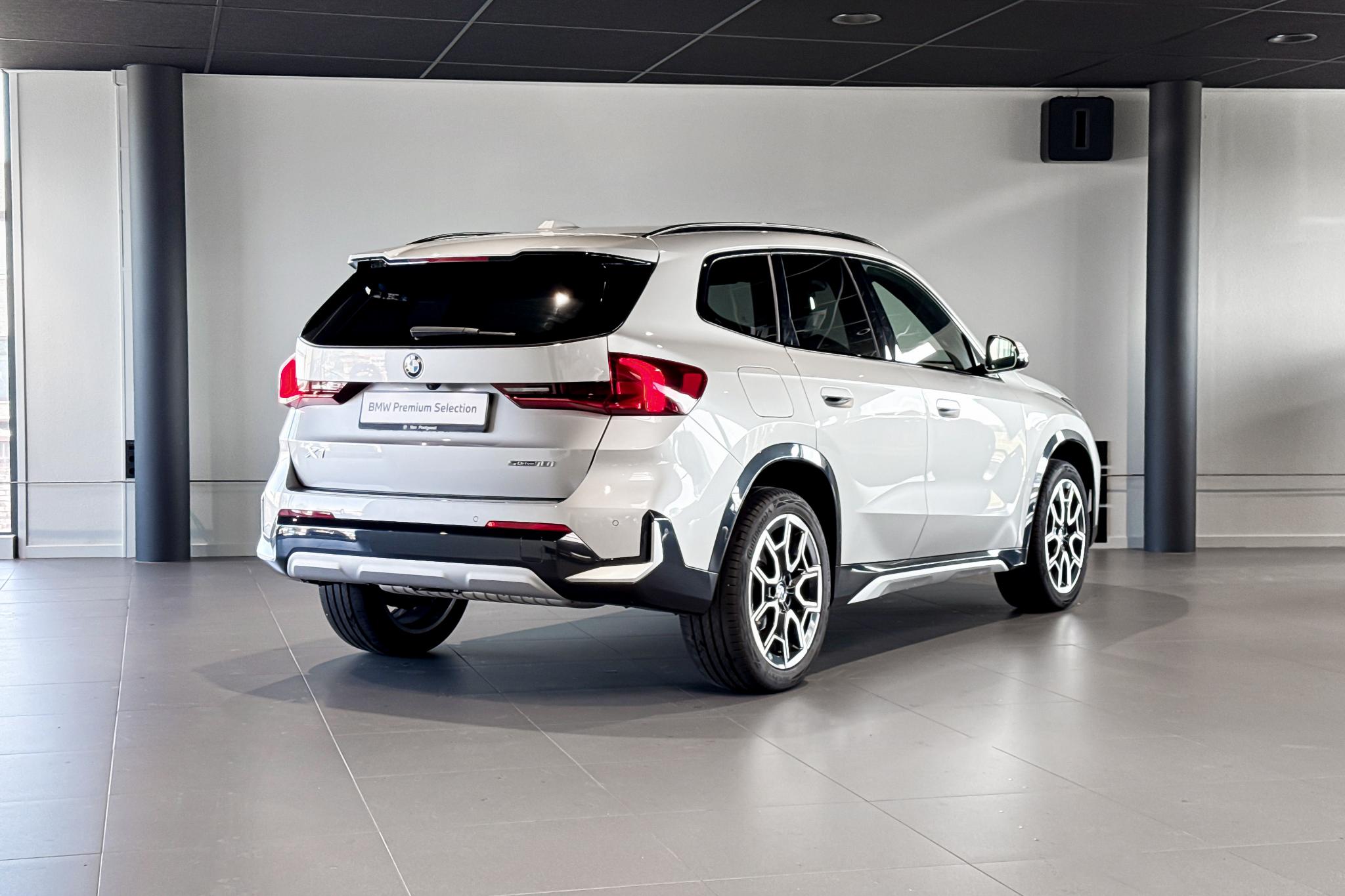 Foto van BMW X1 Sdrive18i