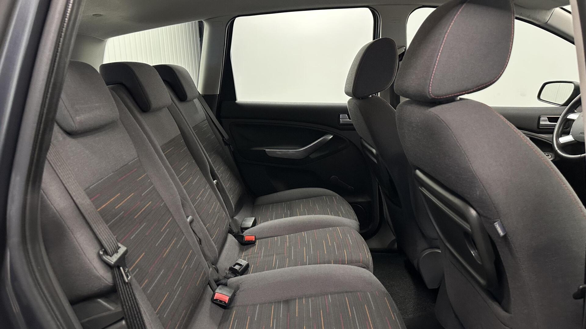 Foto van Ford C-max