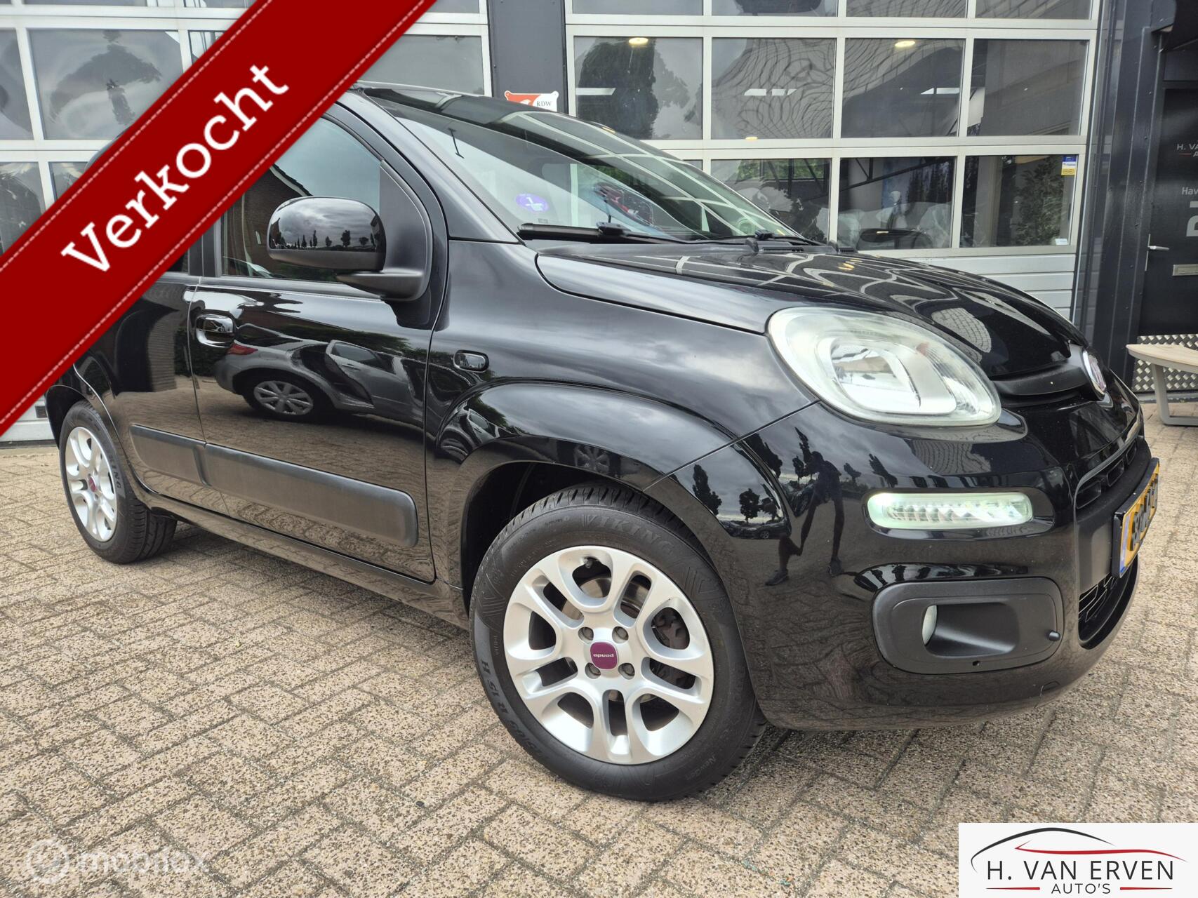Fiat Panda TwinAir Lounge CAMERA APPLE CARPLAY AIRCO 2012 - voorkant