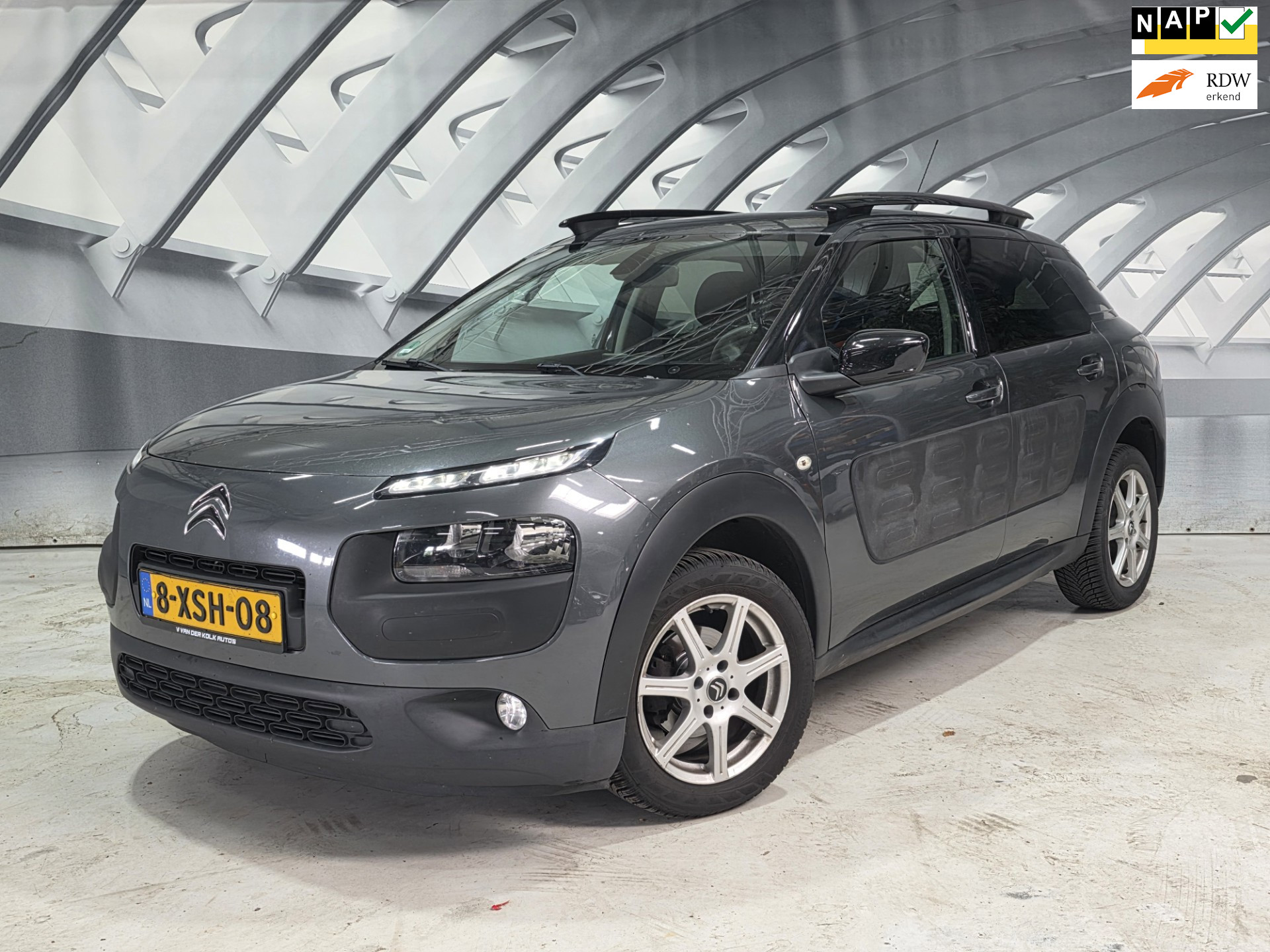 Citroen C4 Cactus 1.6 BlueHDi Feel | LED | Camera | Navigatie | Cruise | Climate 2014 - voorkant