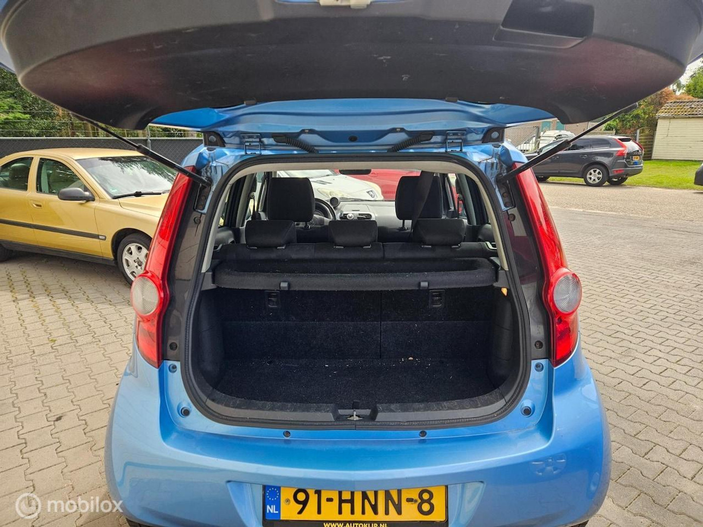 Foto van Opel Agila