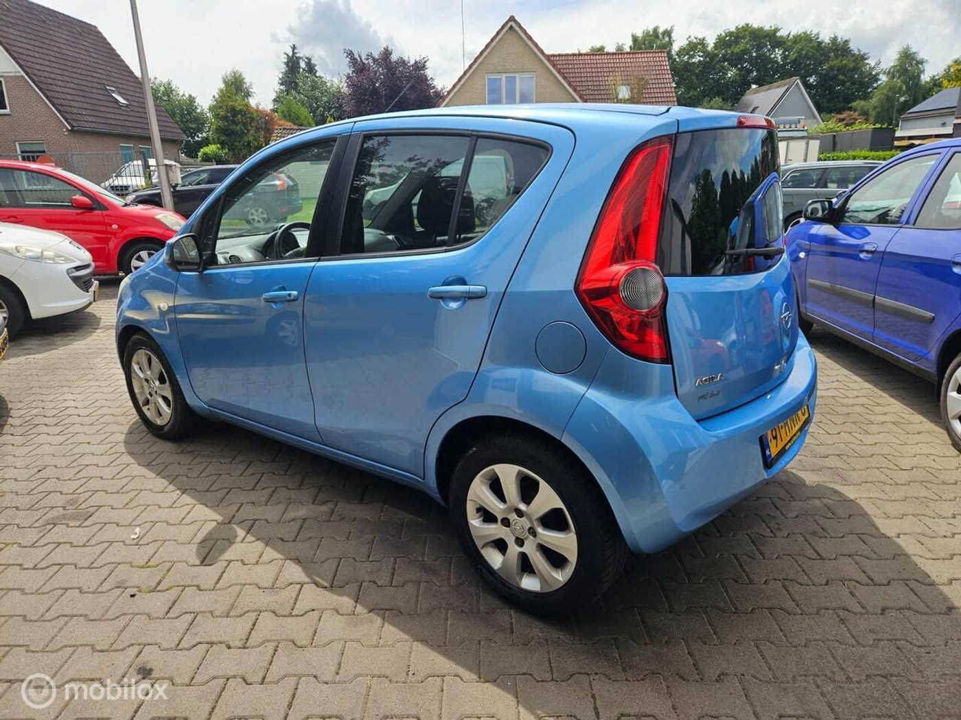 Foto van Opel Agila