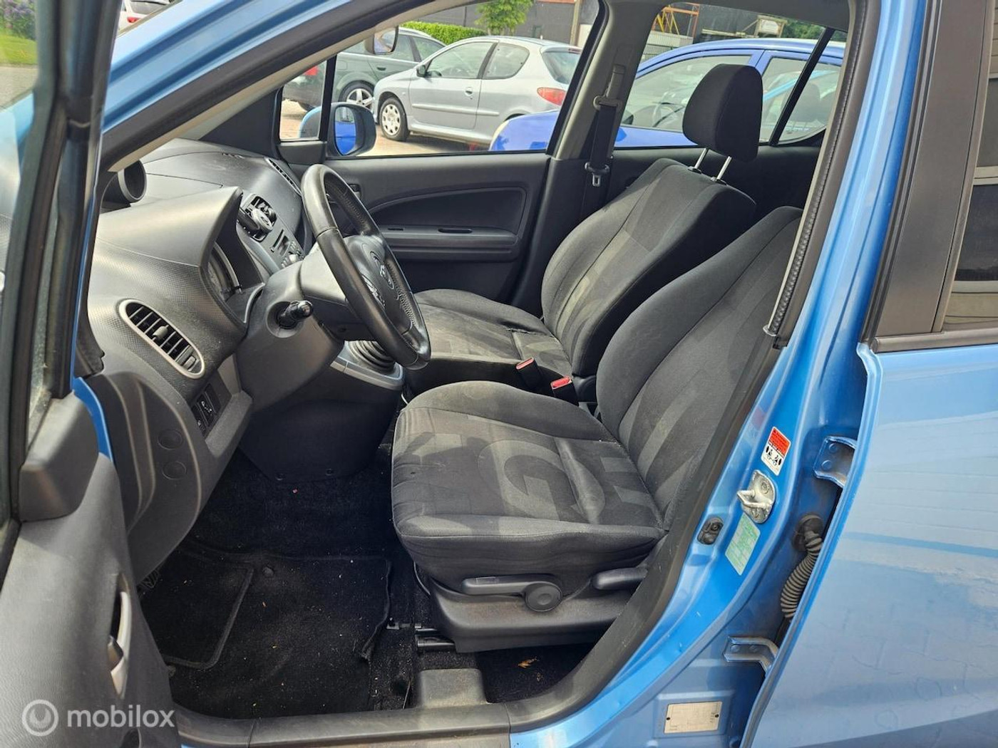 Foto van Opel Agila