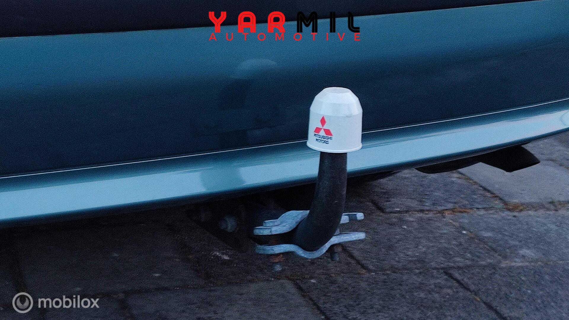 Foto van Mitsubishi Carisma